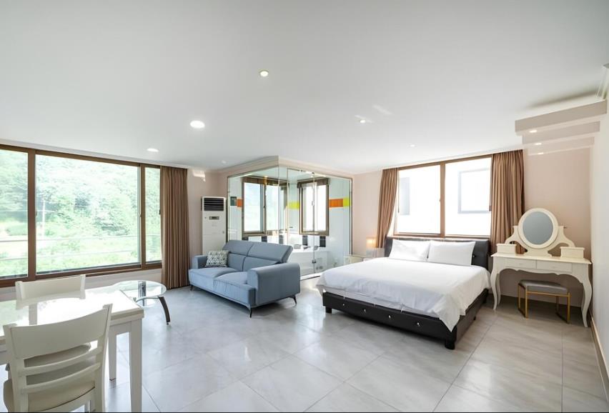 가평  디파우제펜션 이미지 10