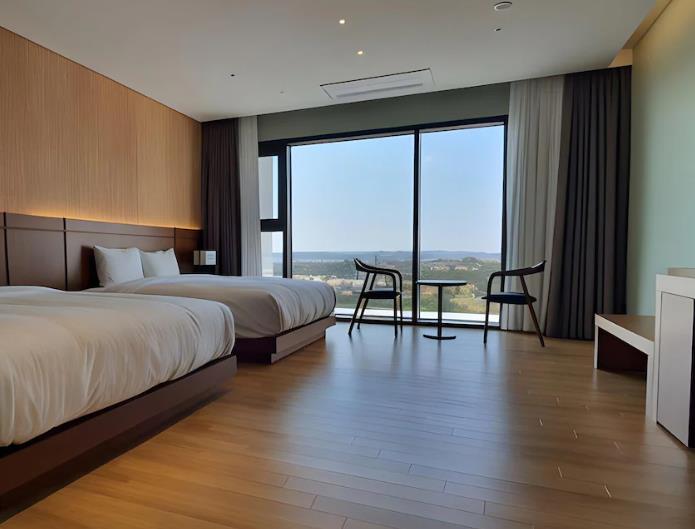 태안 솔라고 리조트 이미지 2