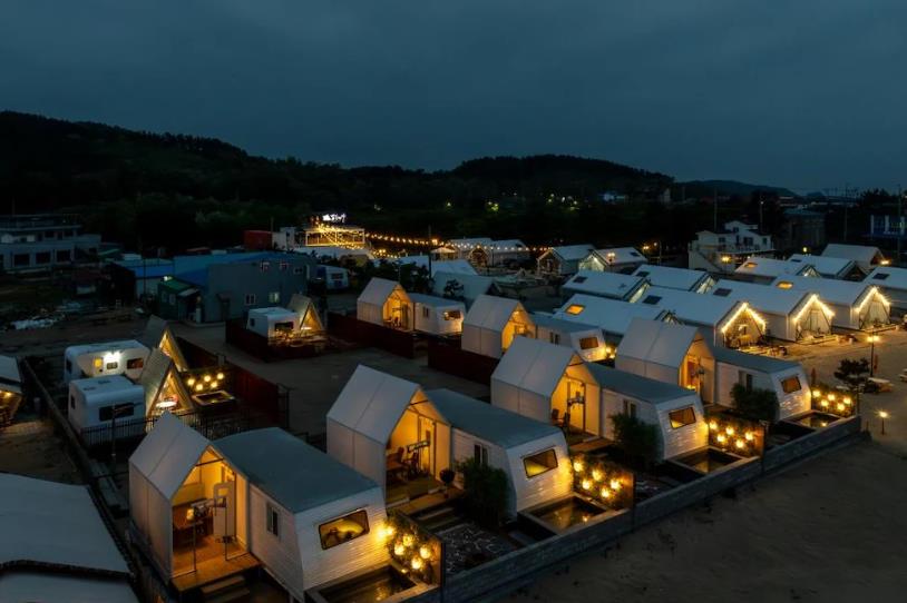 태안 물결카라반캠핑장 이미지 1