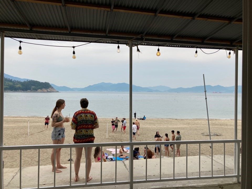 선베드 카페 이미지 5