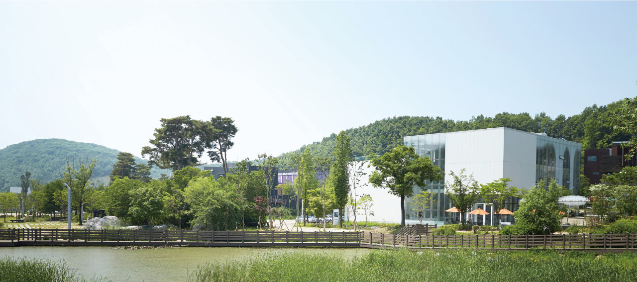 카페 화이트블럭 이미지 1