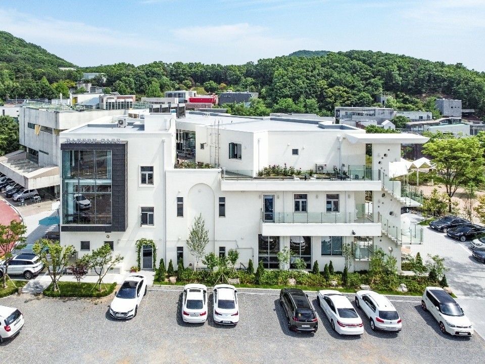 컴프애비뉴 이미지 2