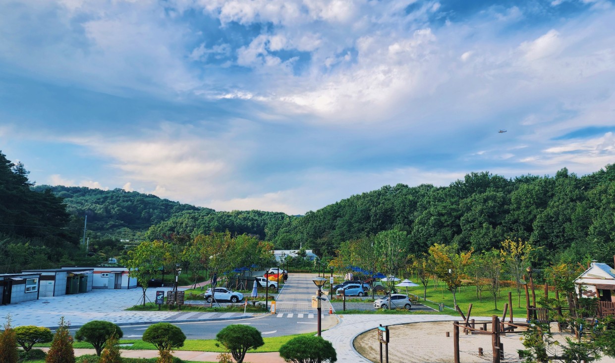 하기숲캠핑장 이미지 2