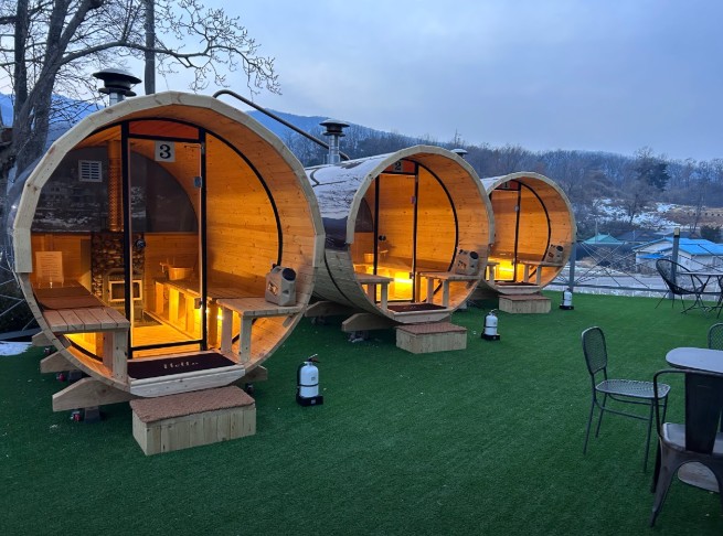 아로니움 글램핑 이미지 2