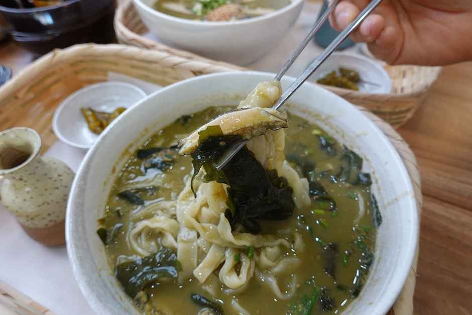 차롱보말전복칼국수 제주공항점 이미지 1