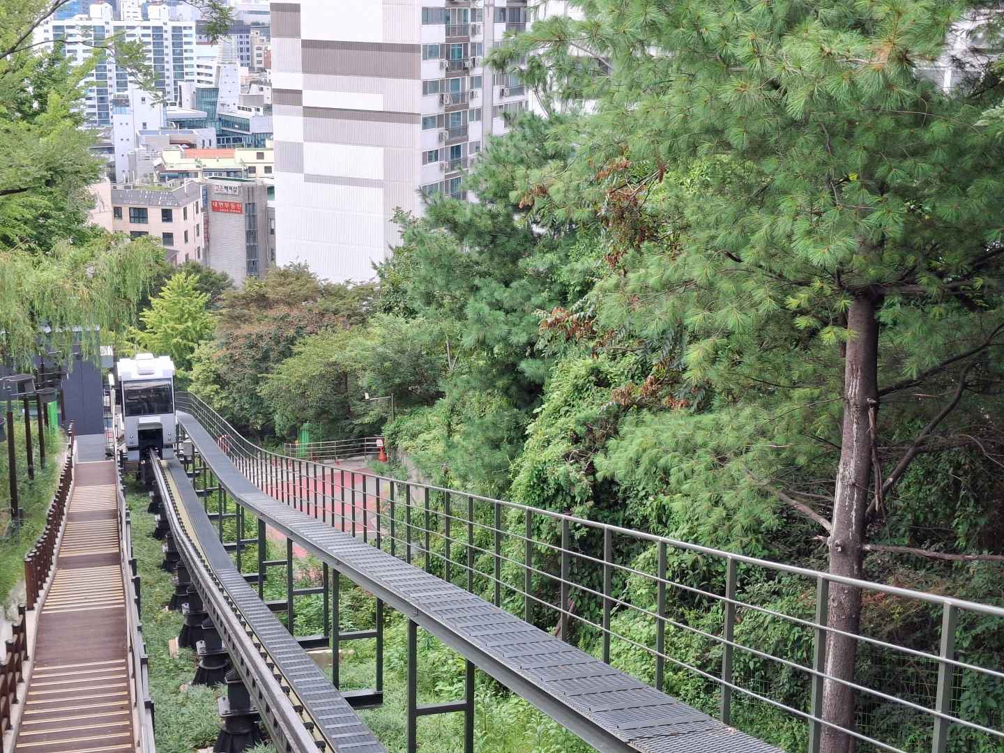 대현산배수지공원·대현산배수지공원 모노레일 이미지 3