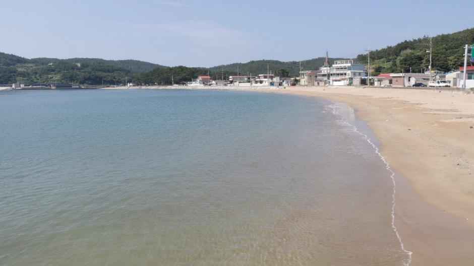 동고리해수욕장 이미지 1
