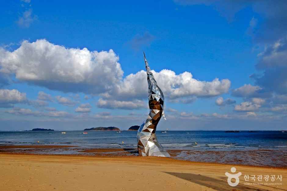 왜목마을 해수욕장 이미지 1
