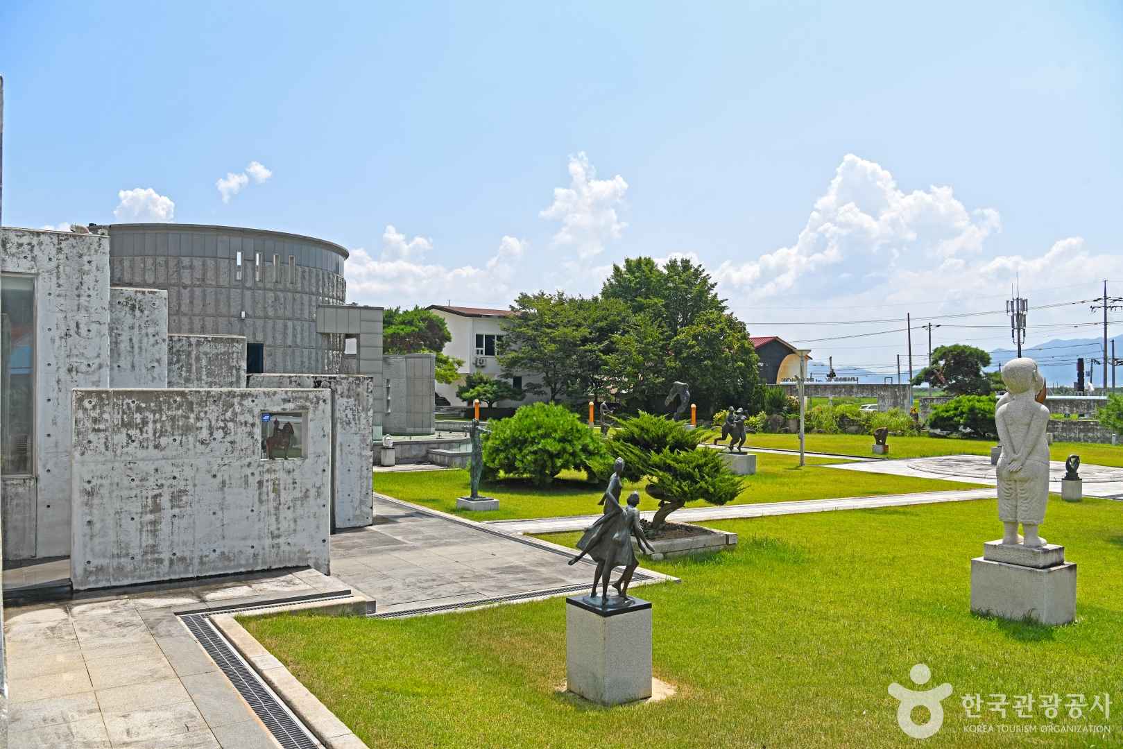 휘목아트타운 미술관 이미지 1