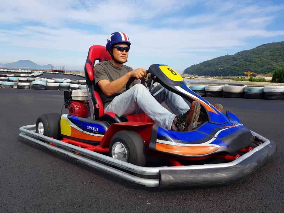 거제오션뷰카트체험장 이미지 1