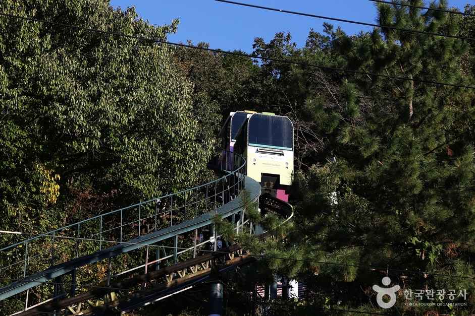 제황산공원모노레일카 이미지 2