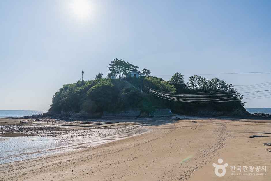 독대섬 이미지 1
