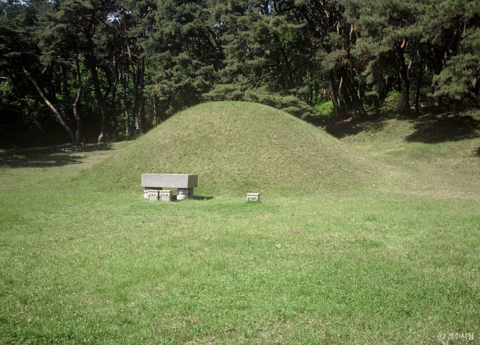 경주 탈해왕릉 이미지 2