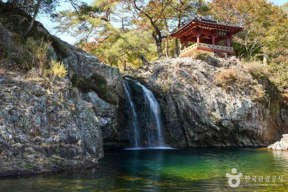 경북 상주 장각폭포_여름철 물놀이 이미지 5