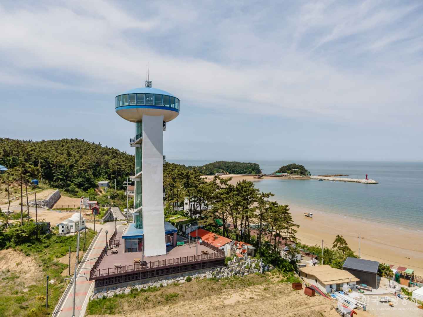 만리포전망타워 이미지 1
