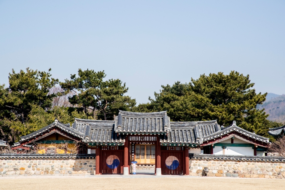 김해 수로왕릉 이미지 3