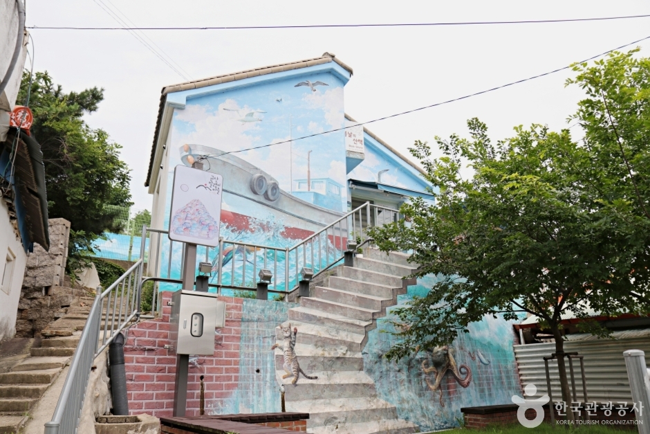 군산 말랭이마을 이미지 1