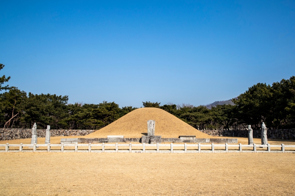 김해 수로왕릉 이미지 1