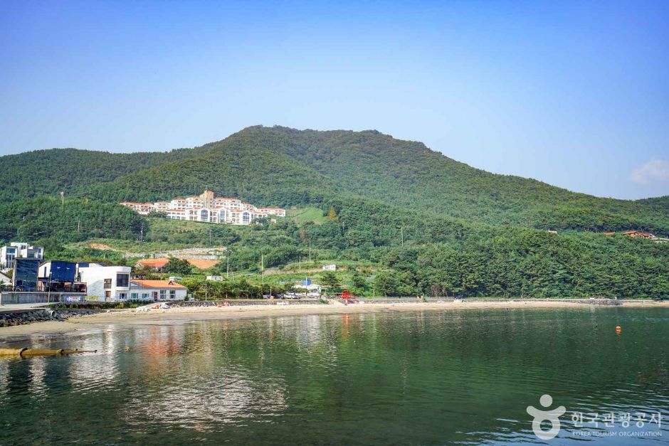덕원해수욕장 이미지 1