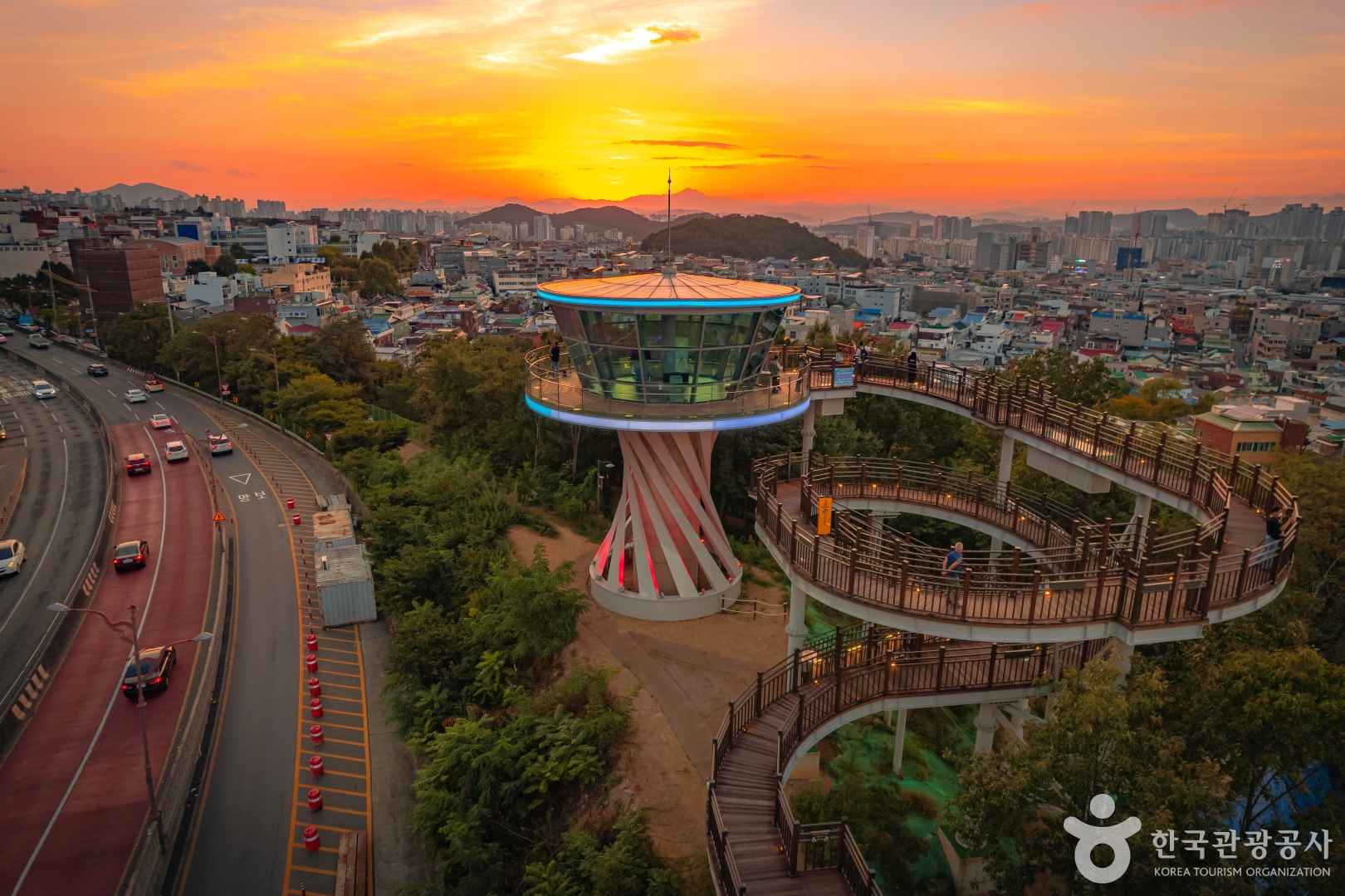 앞산 해넘이전망대 이미지 4