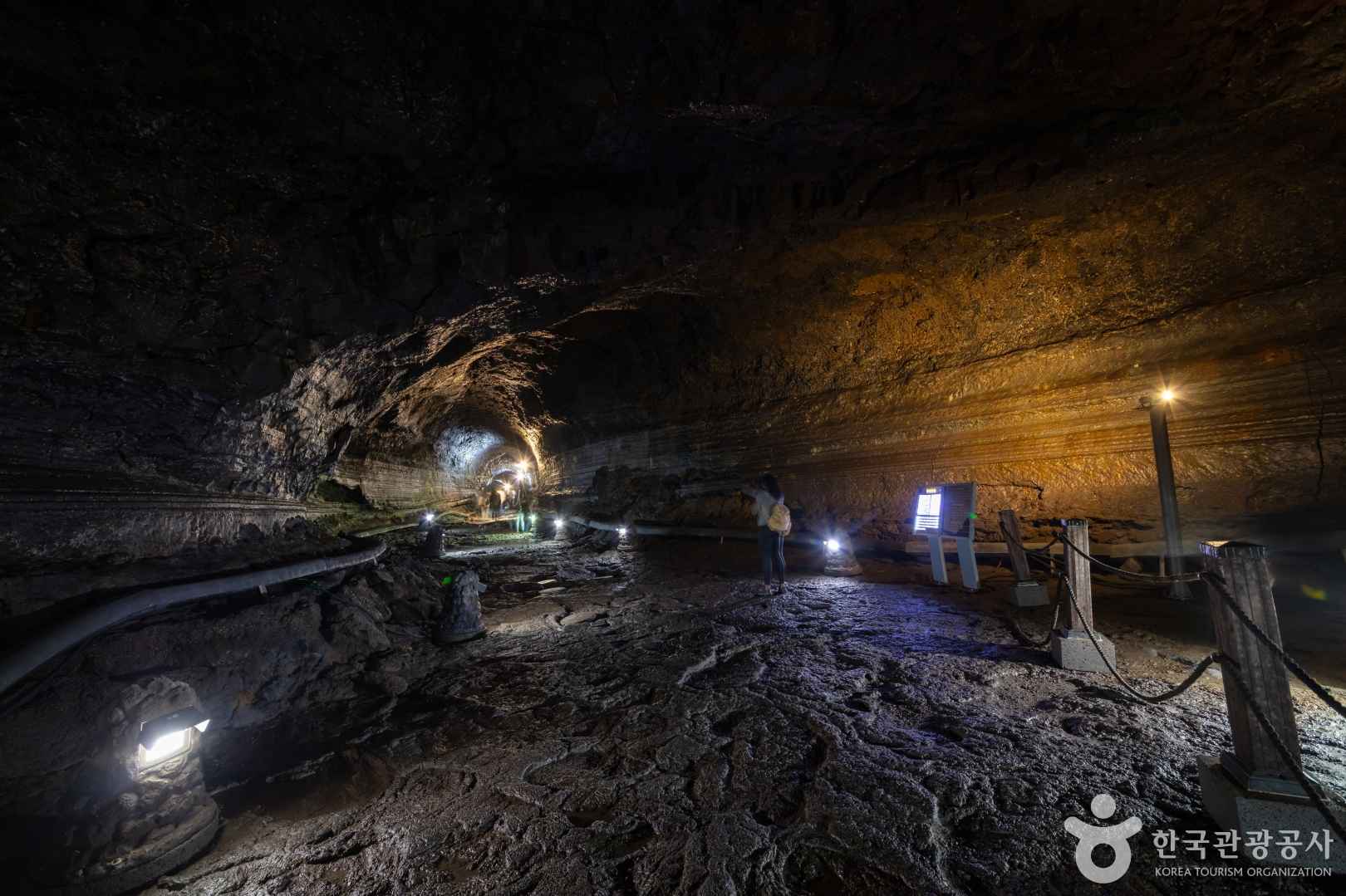 만장굴 (제주도 국가지질공원) 이미지 3