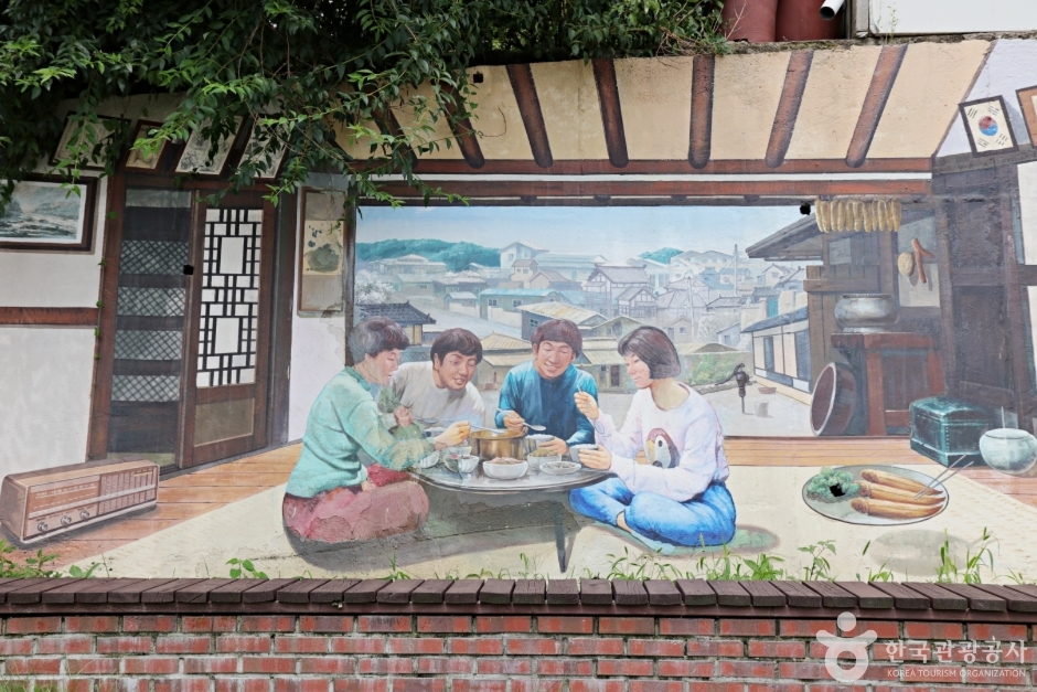 군산 말랭이마을 이미지 4