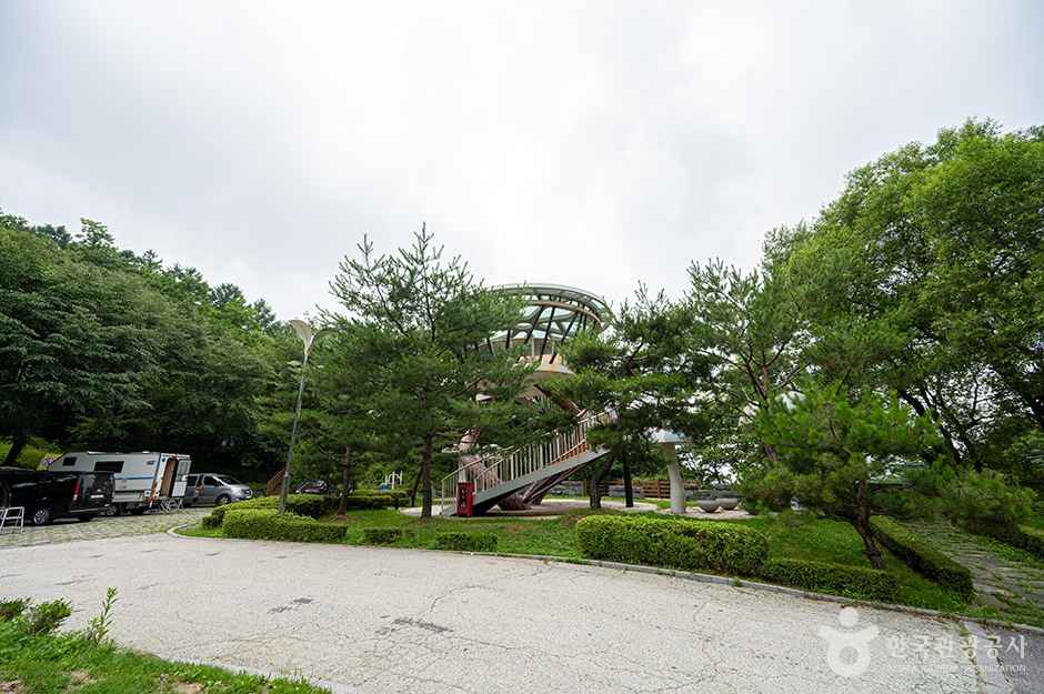 문화가 함께하는 작은 휴식 공간 이미지 3