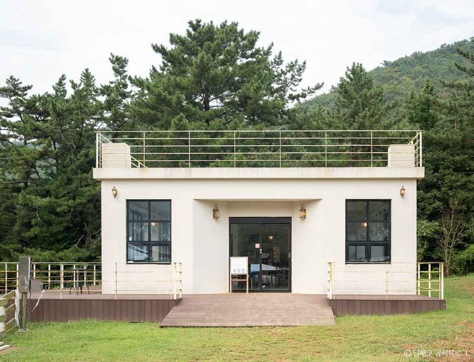 남해양떼목장 양마르뜨언덕 이미지 5