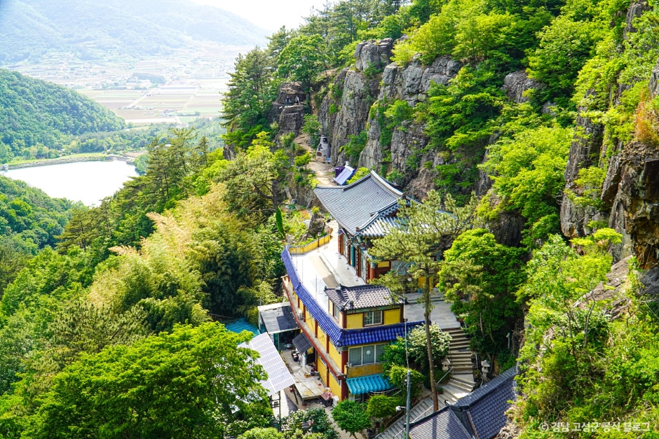 고성 구절산 폭포암 이미지 4