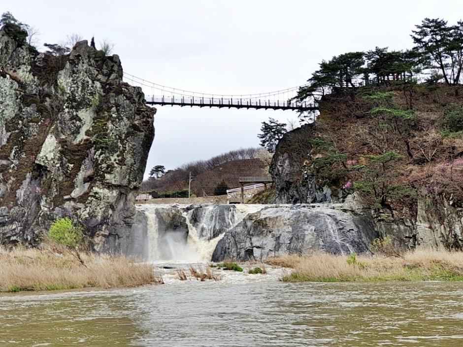 충주 수주팔봉 야영지 + 출렁다리 + 캠핑 이미지 1