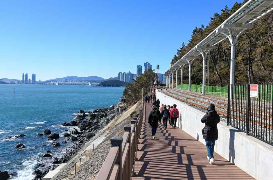 해운대 그린레일웨이 (미포~송정 구간) 이미지 1