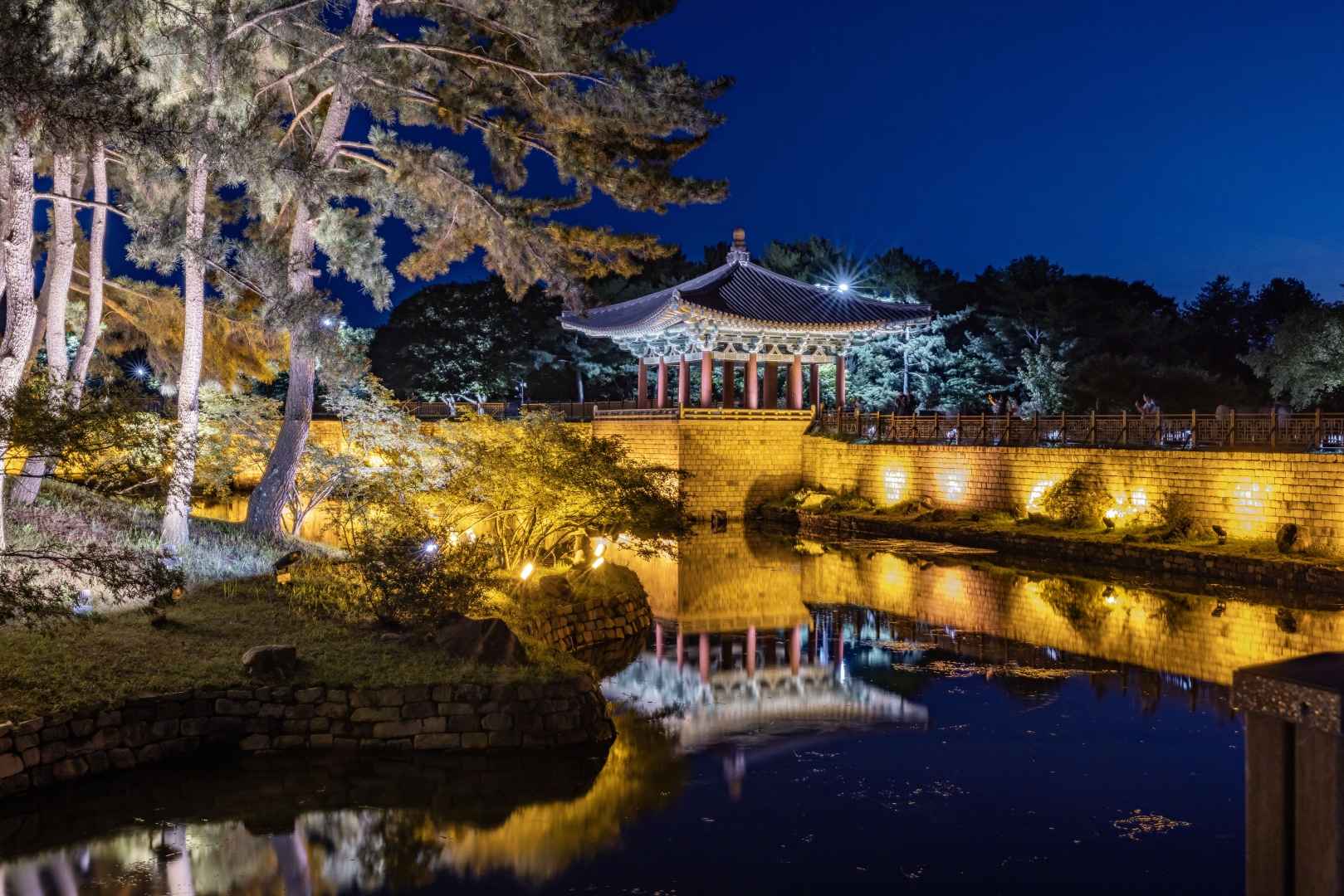 경주시 동궁과 월지 이미지 6