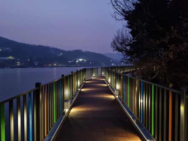 안성 덕산저수지 산책로 이미지 2