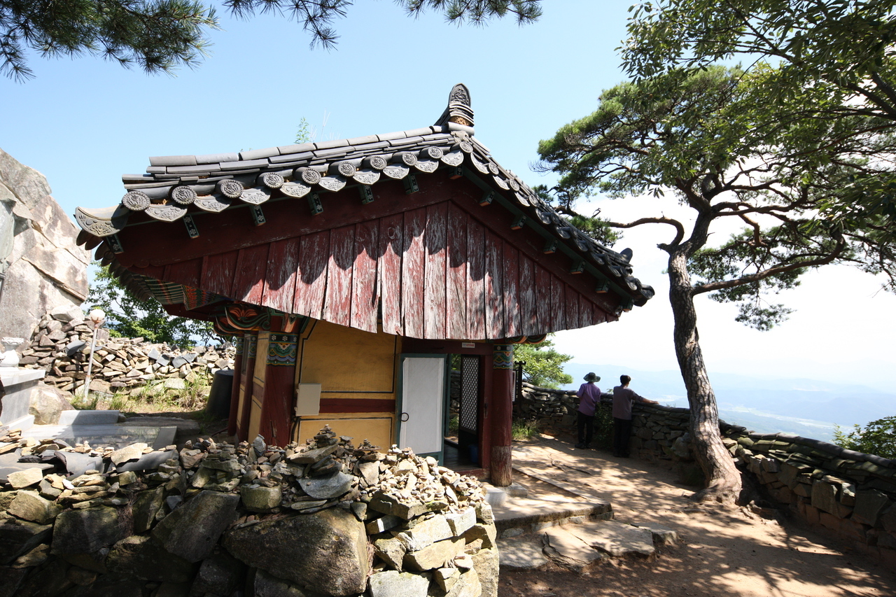 경남산청 정취암_기암절벽에 자리잡은 이미지 8
