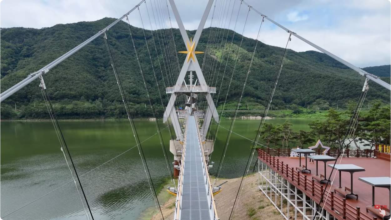 보현산댐 출렁다리 이미지 1