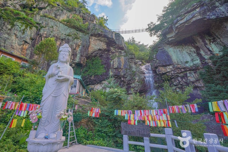 고성 구절산 폭포암 이미지 4