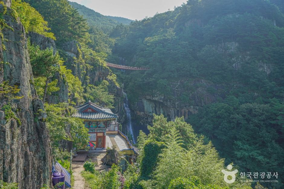 고성 구절산 폭포암 이미지 9