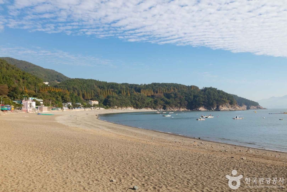 만성리 검은모래해변 이미지 1