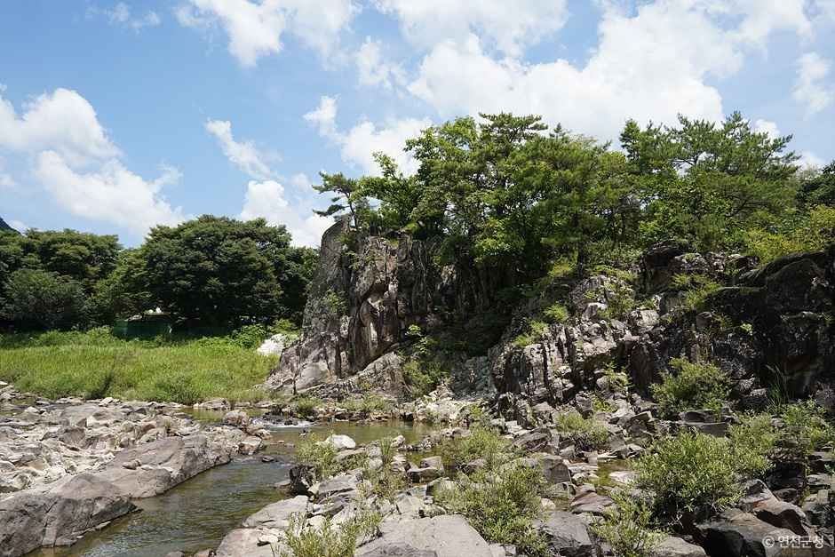 동막골 응회암 (한탄강 유네스코 세계지질공원) 이미지 1