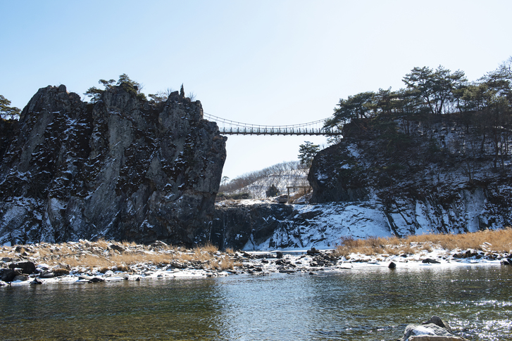 충주 수주팔봉 출렁다리 _캠핑성지 이미지 2